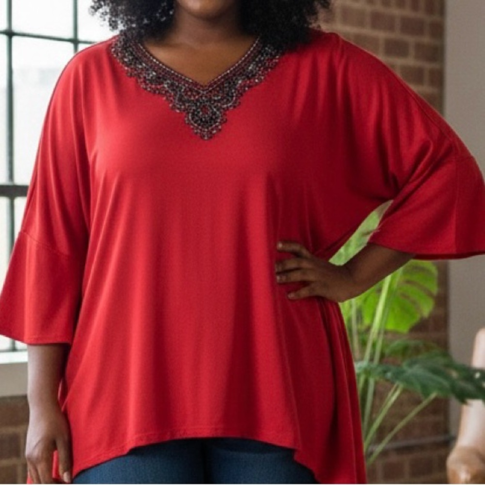 💜 White Mark Beaded Neckline Top - Picture 1 of 6